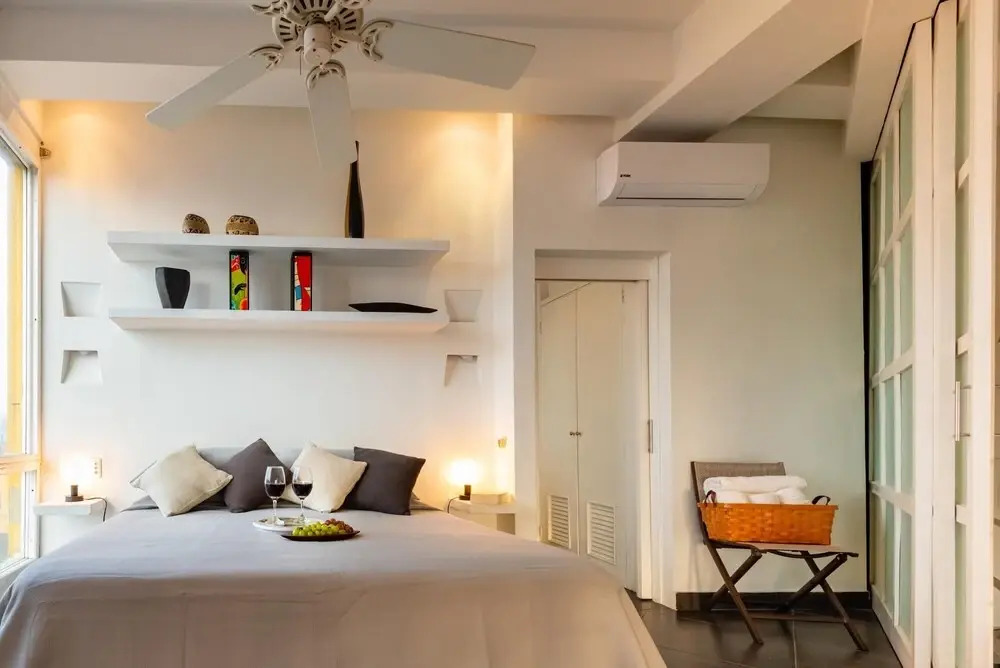 Ganem Lofts- Exclusive 1BR Apt w Incredible Old City Views 513r