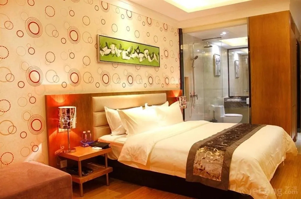 Himalaya Hotel (Shenzhen North Railway Station Tongcheng Center Branch)