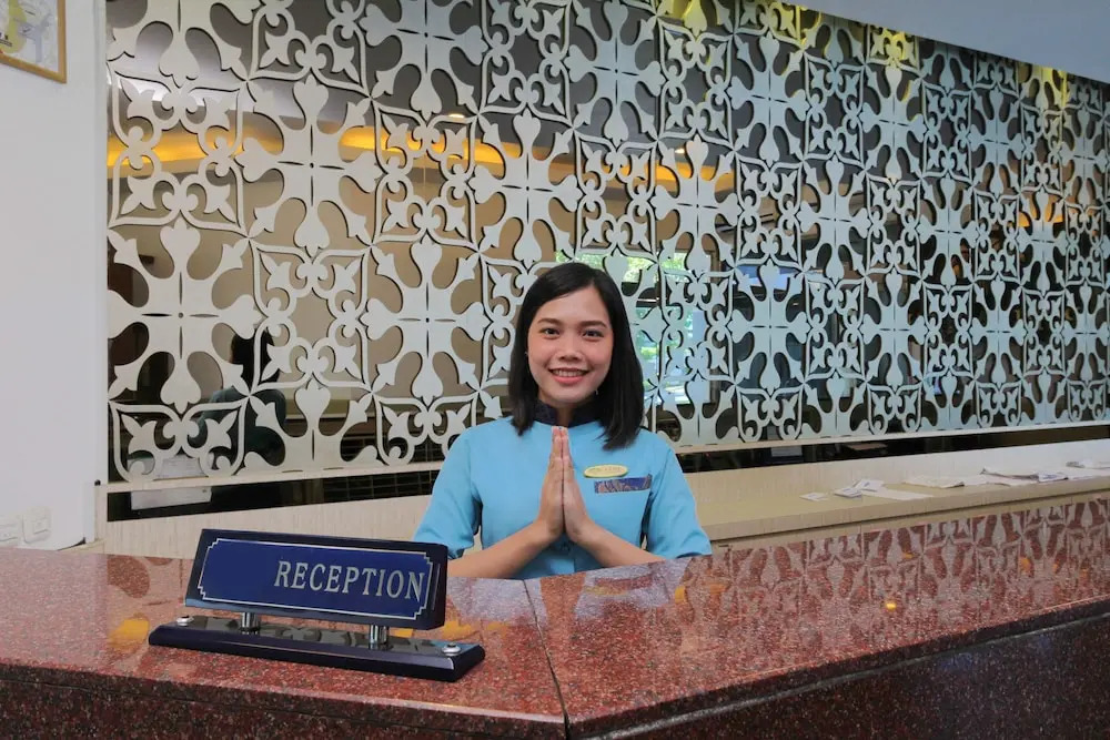 Airy Bandara Ahmad Yani Arteri Utara D4 Semarang