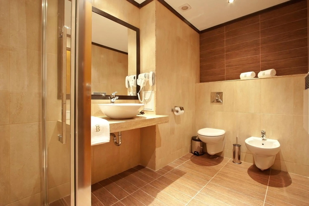 Best Western Plus Bristol Hotel