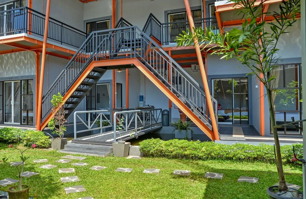 ZEN Rooms Adisucipto Airport - Hostel