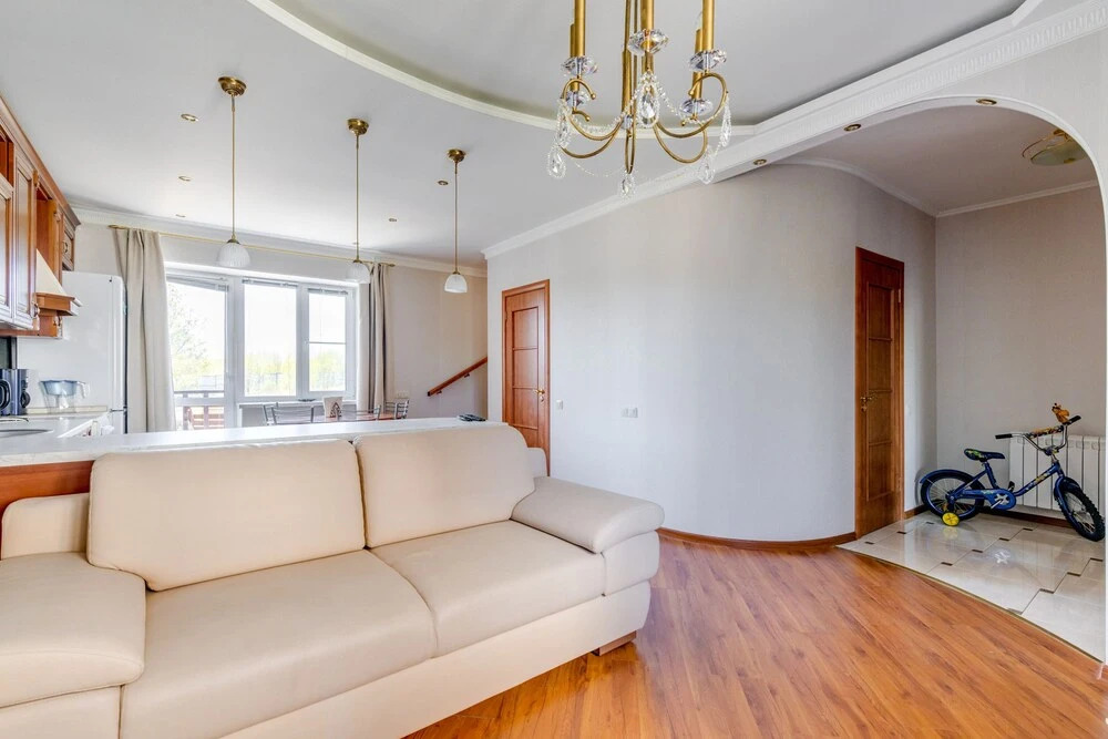 Simply Comfort, Modern Townhome, Sauna
