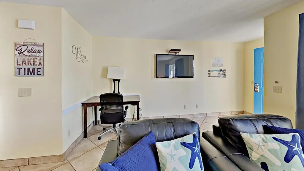Put-In-Bay Poolview Condo #2