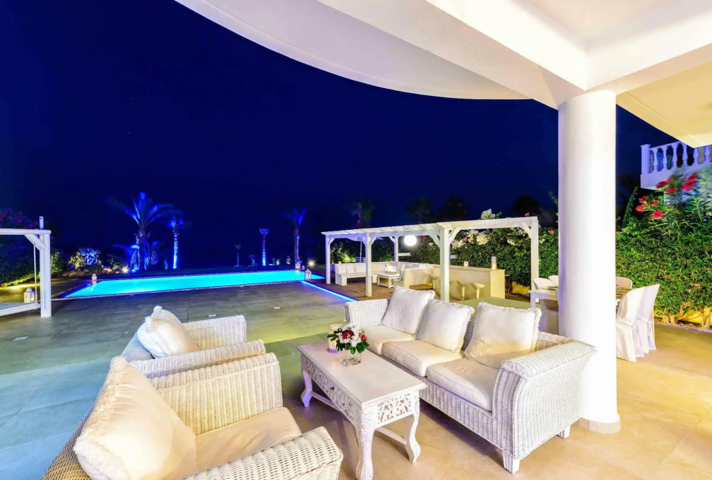 Villa Sea Breeze