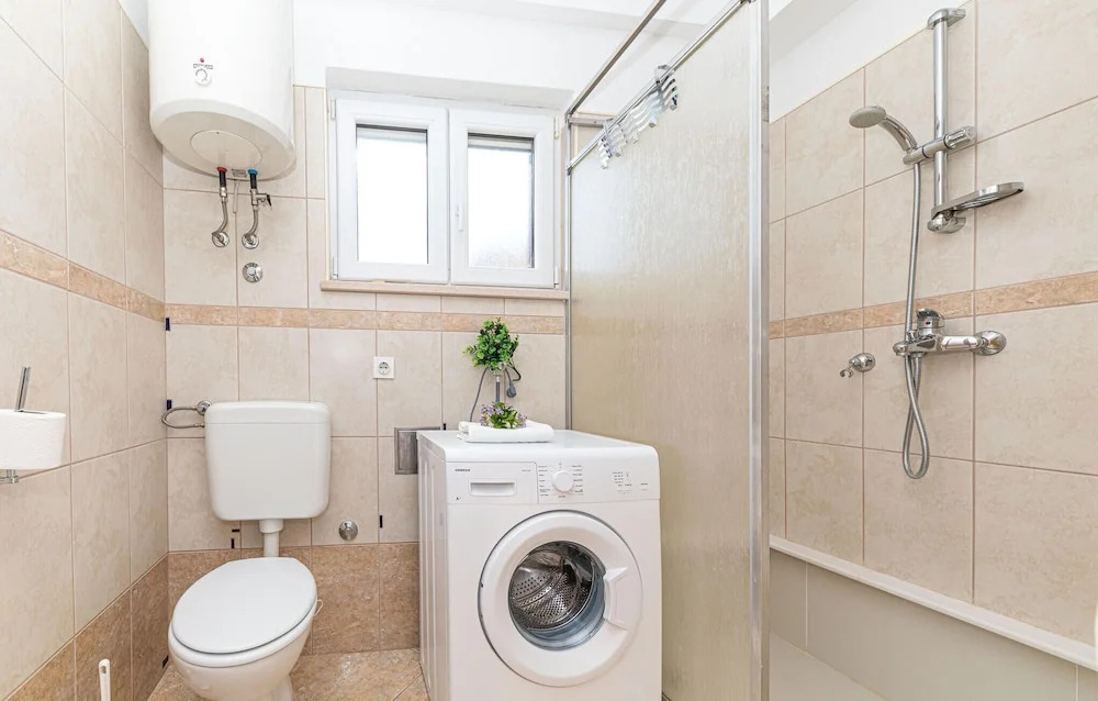 Awesome Apartment in Trogir With 2 Bedrooms and Wifi