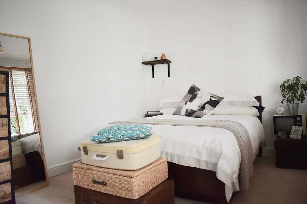 2 Bedroom Apartment Near Hove Seafront