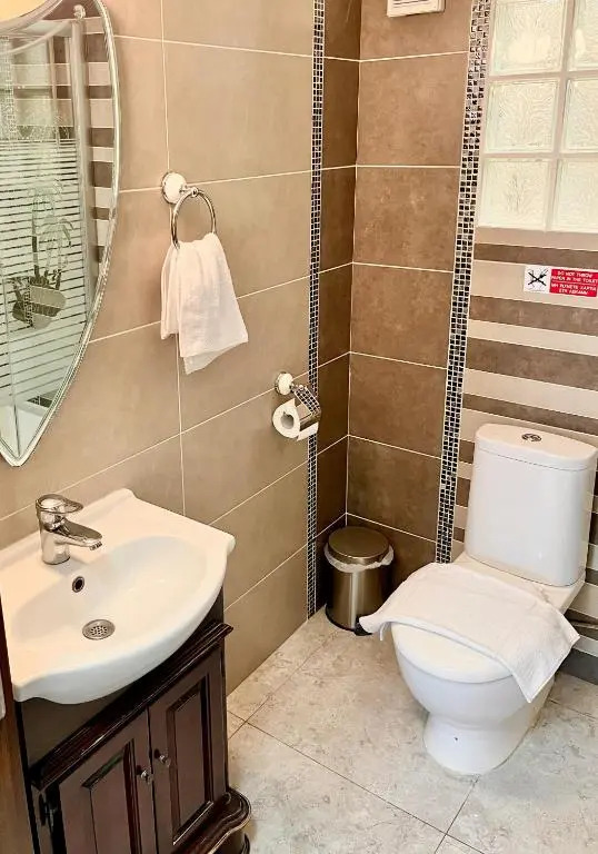 Palmyra-Comfortable Cozy/City Apartment.