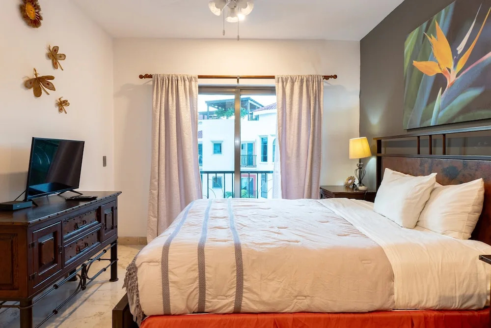 Paseo Del Sol Reef 305 3 Bedroom Condo by RedAwning