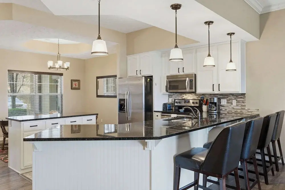 Majestic Retreat Stay for 6