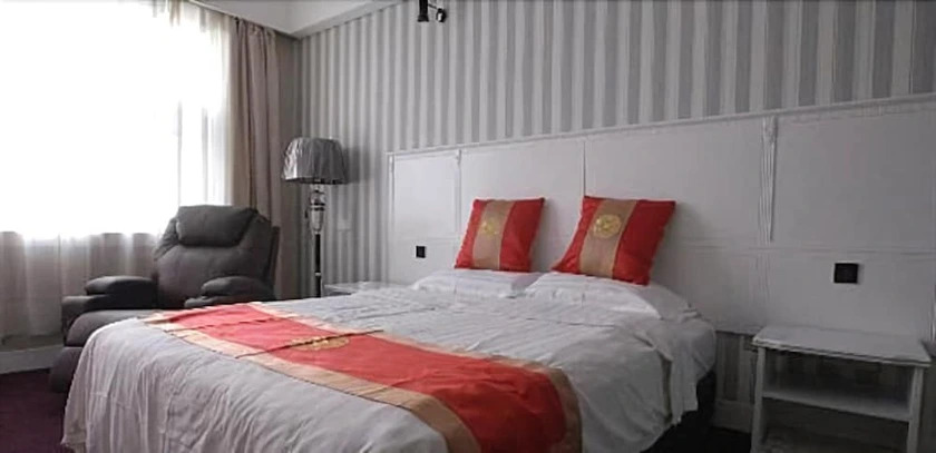 Babylon Hotel