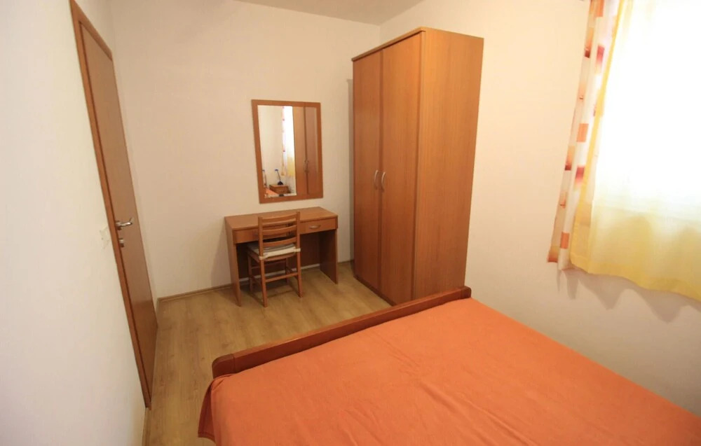Beautiful Apartment in Mandre With 1 Bedrooms, Wifi and Indoor Swimming Pool