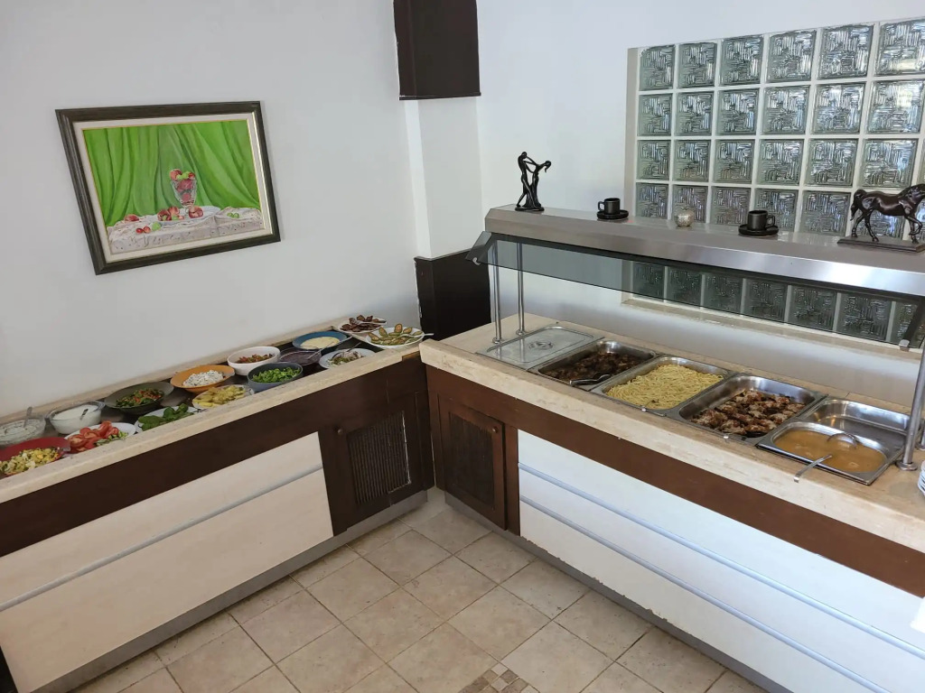Carna Garden Hotel