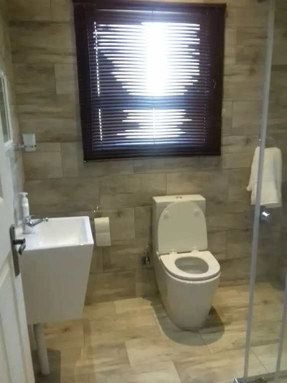 Mayberrypark Guest lodge