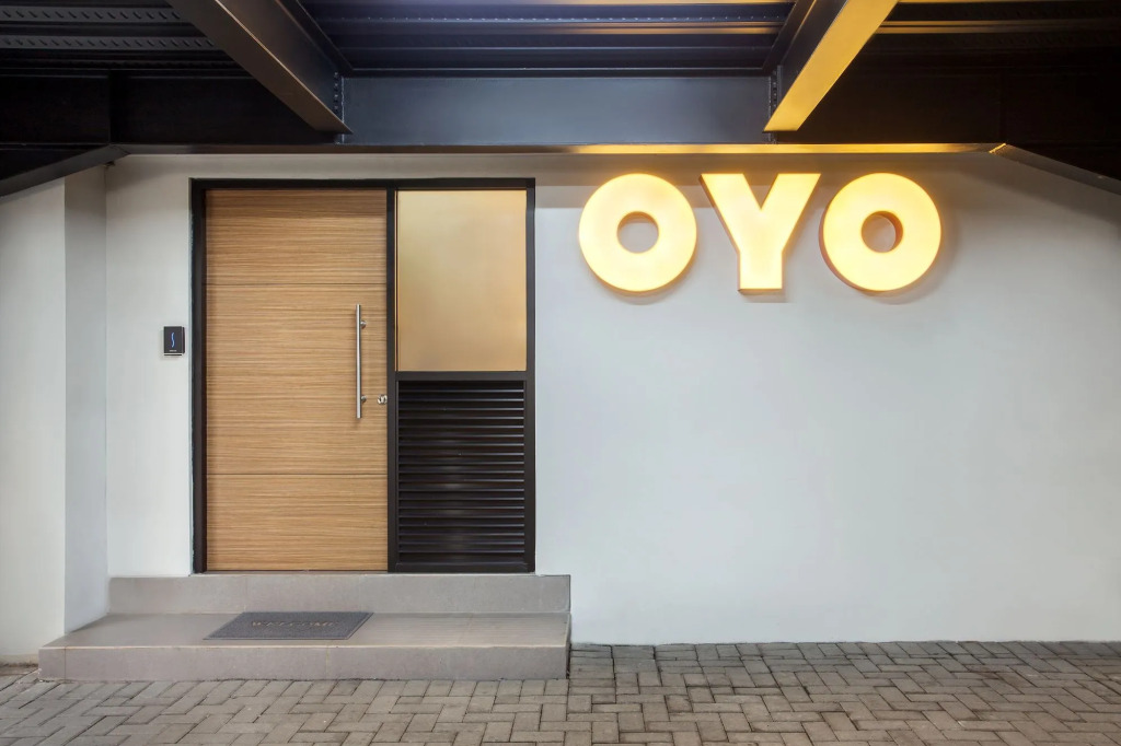 OYO 115 Portal Residence