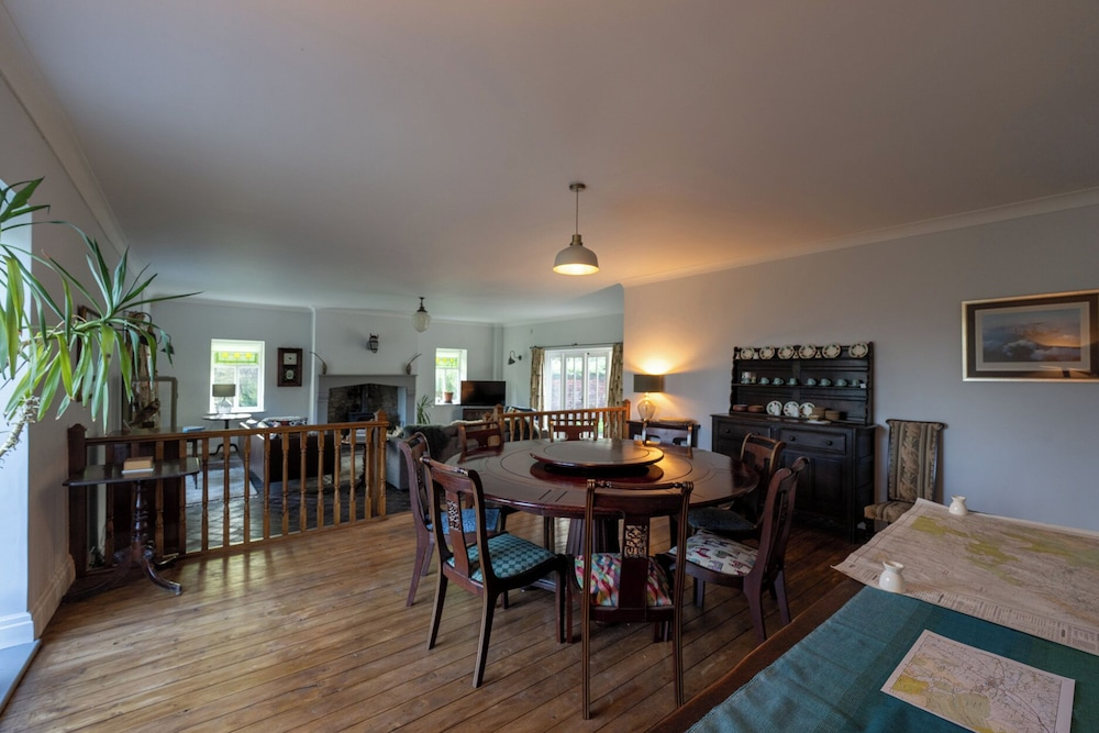 Coach House