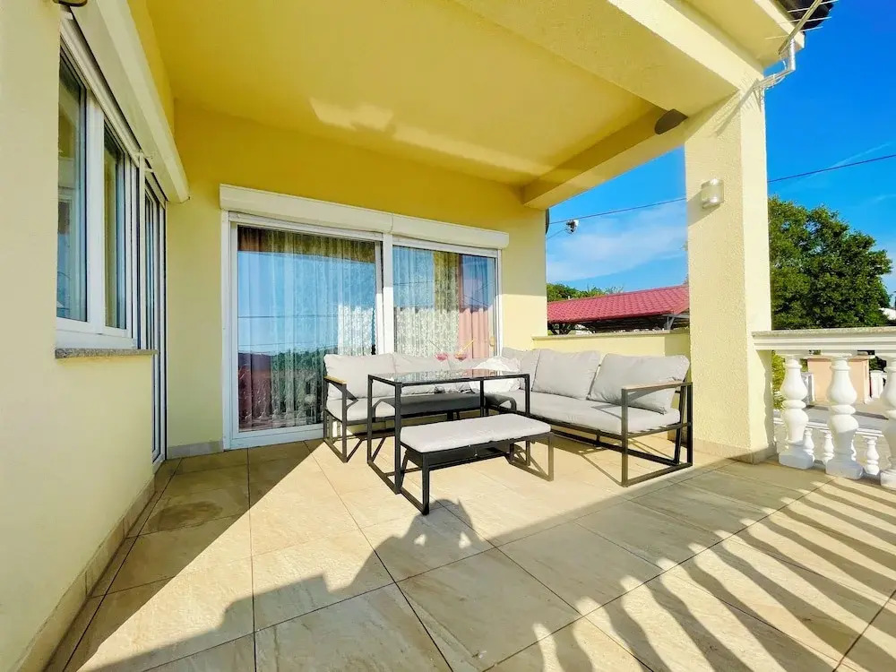 Villa Eternity