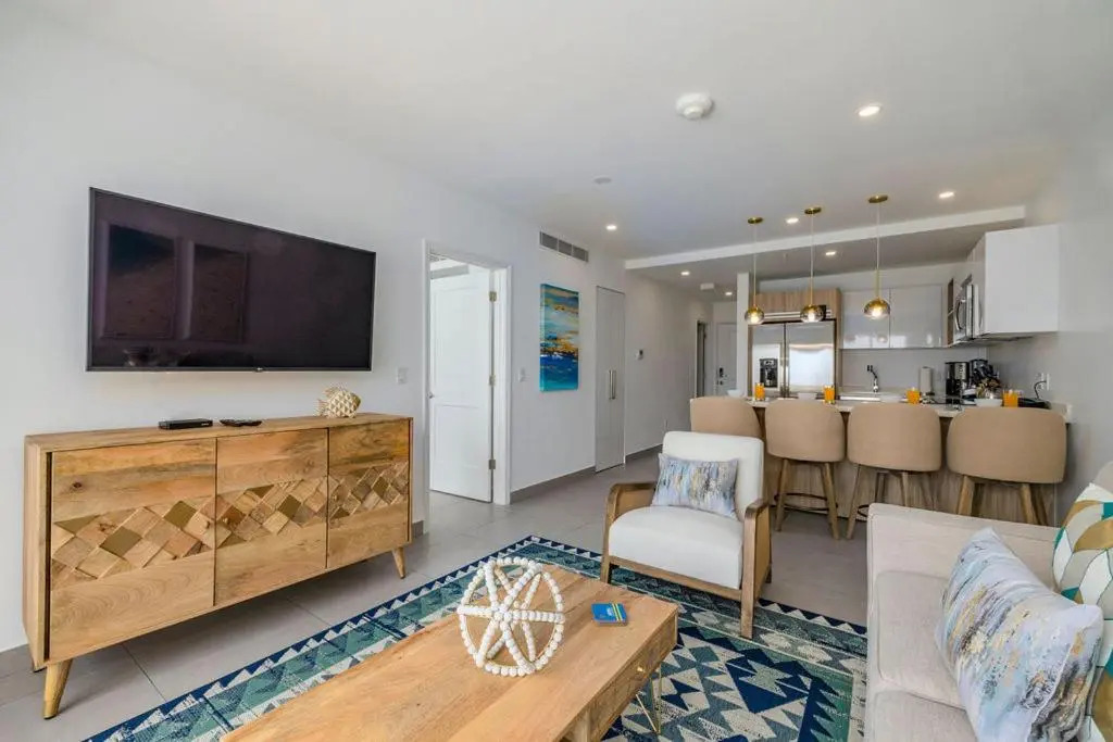 HH-2Bdr413 - NEW Modern Apartment in Oceanfront Luxury Condo in Aruba!
