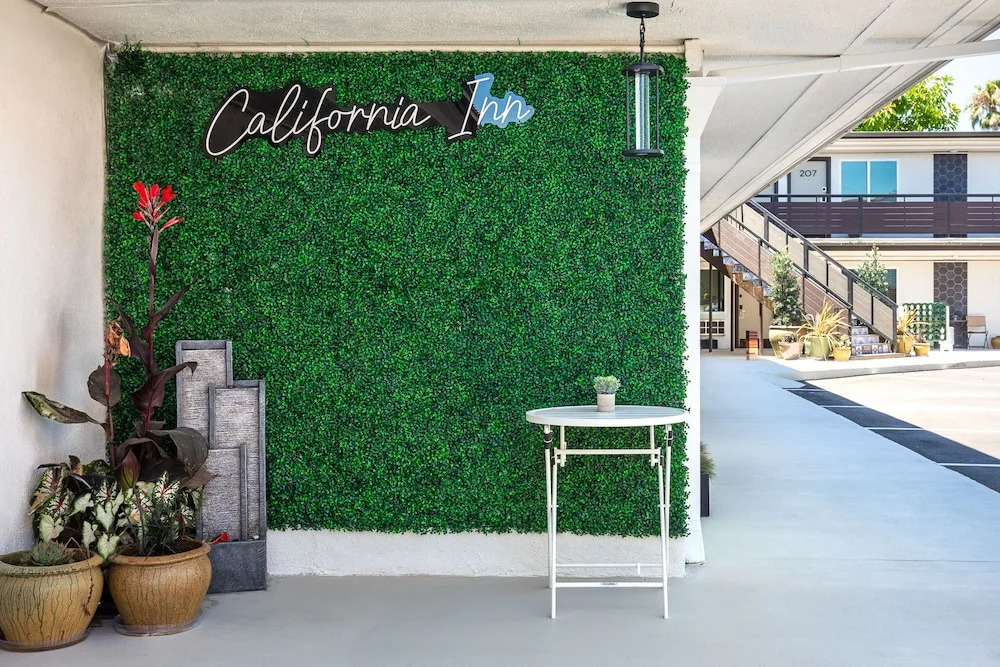 California Inn