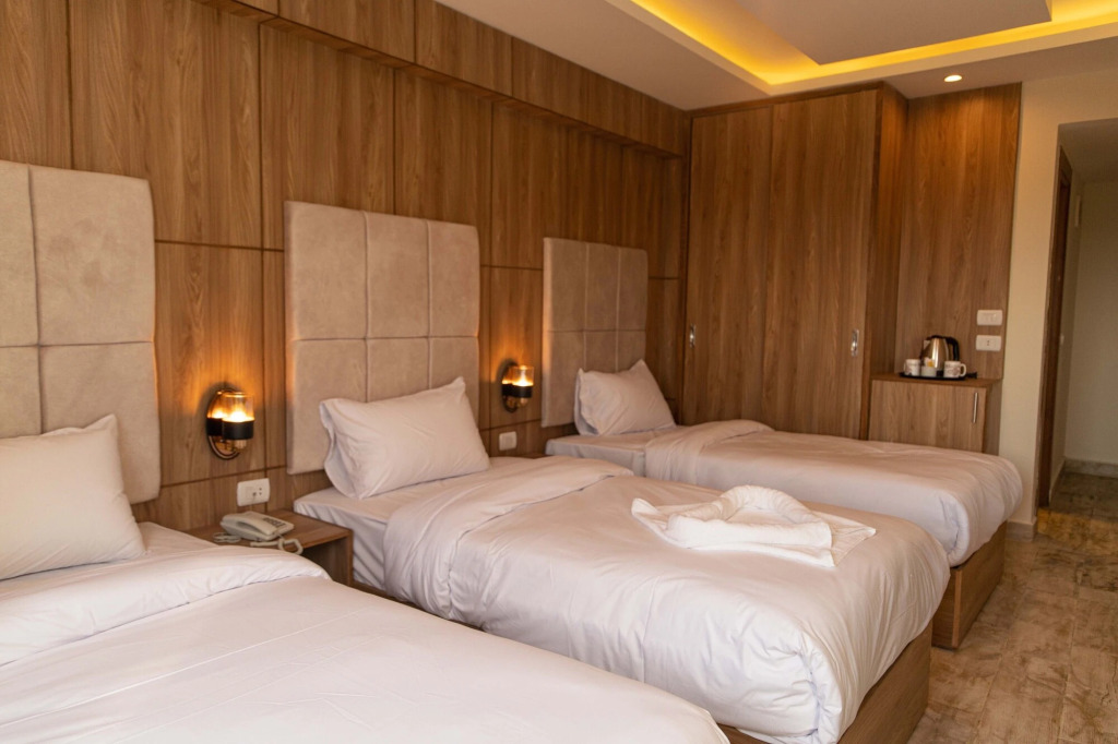 Royal Nine Pyramids View Hotel