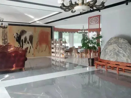 Vintage Hotel (Wulianshan Scenic Area Branch)