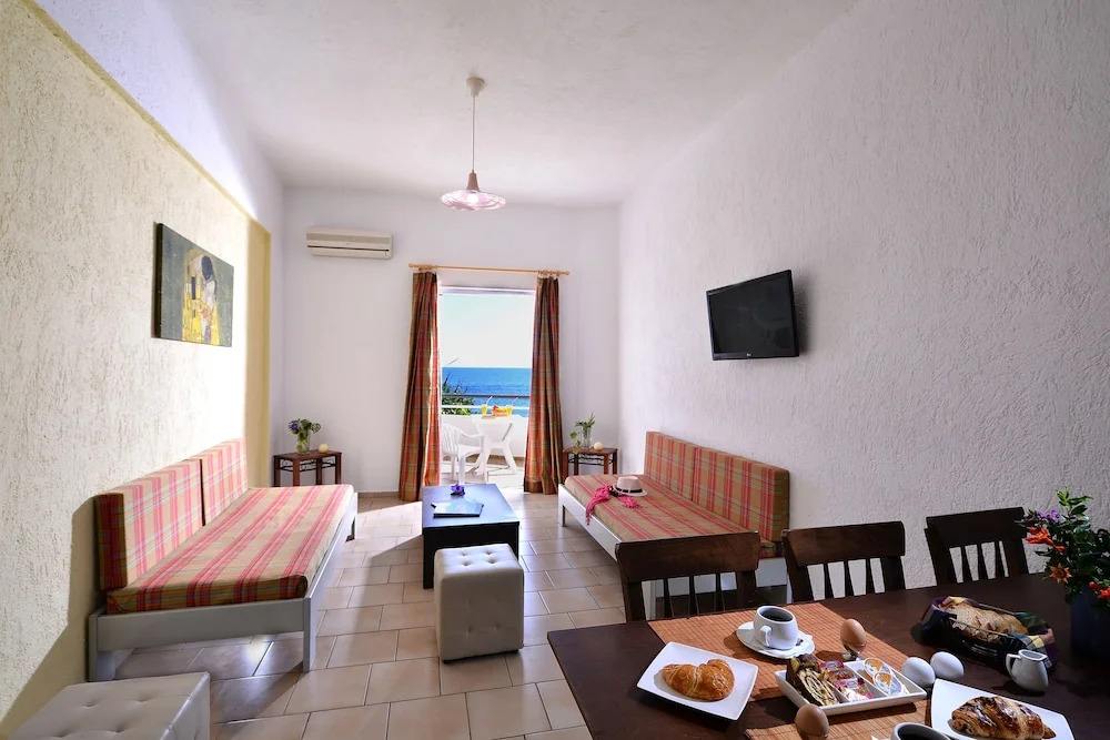 Arlen Beach Hotel