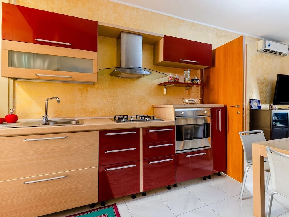Beautiful Holiday Home in Catania with Barbecue