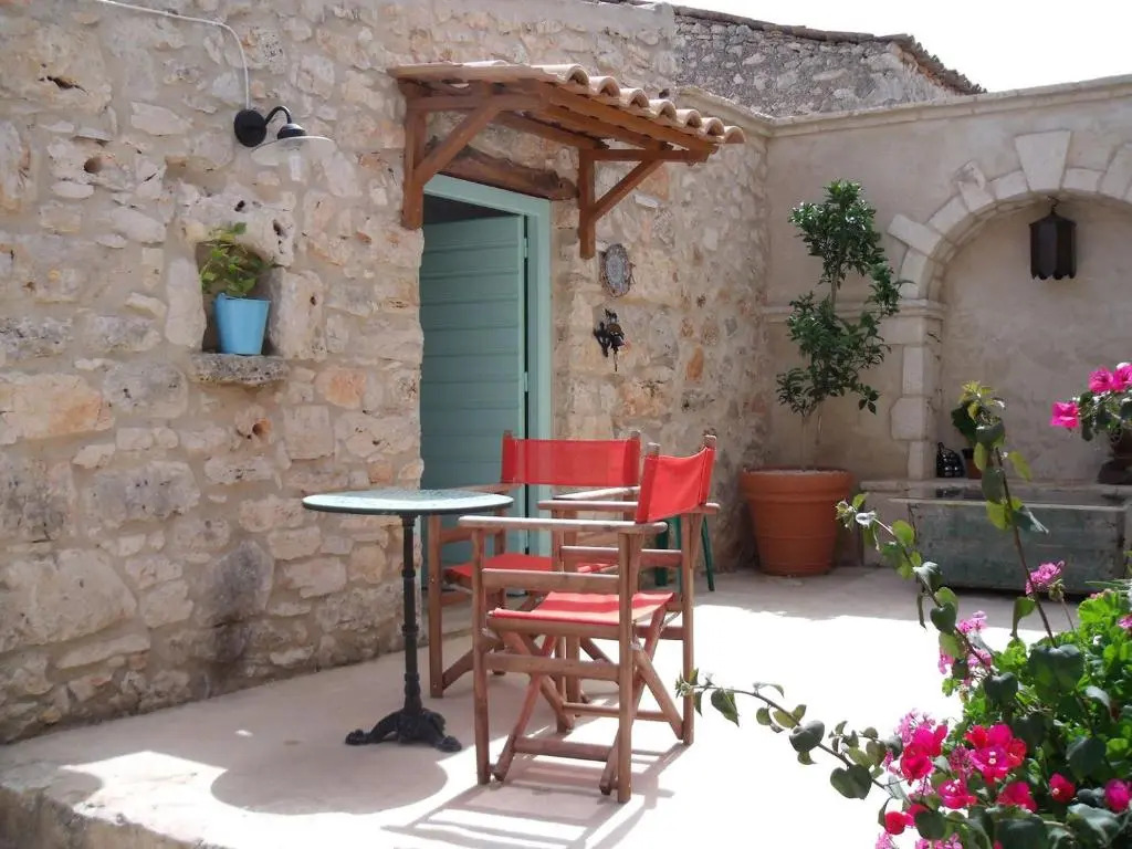 Delightful Stone Greek Cottages - Daisy Studio Marguerite one Half Bdrms