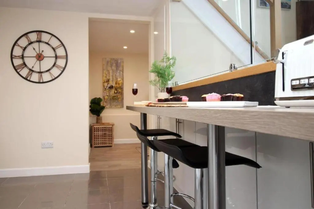 Cliftonmeade by Mia Living 2 bedroom apartment with free parking