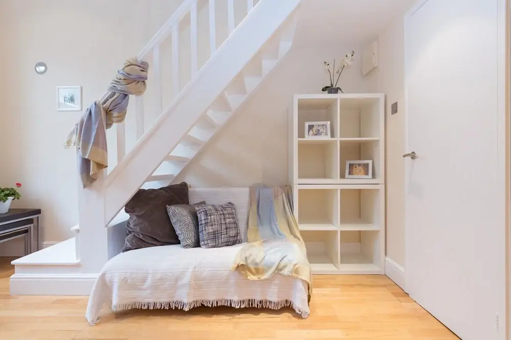 23/43 Stunning Mezzanine Studio in Notting Hill