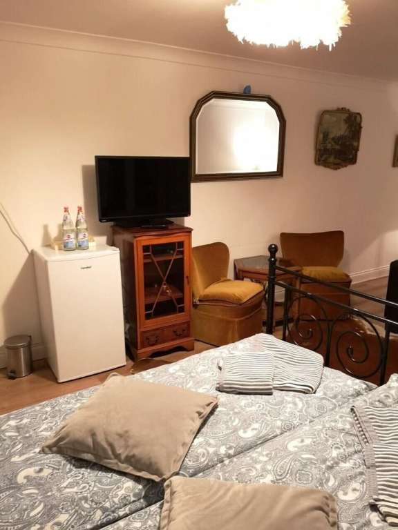 Royal Guest House