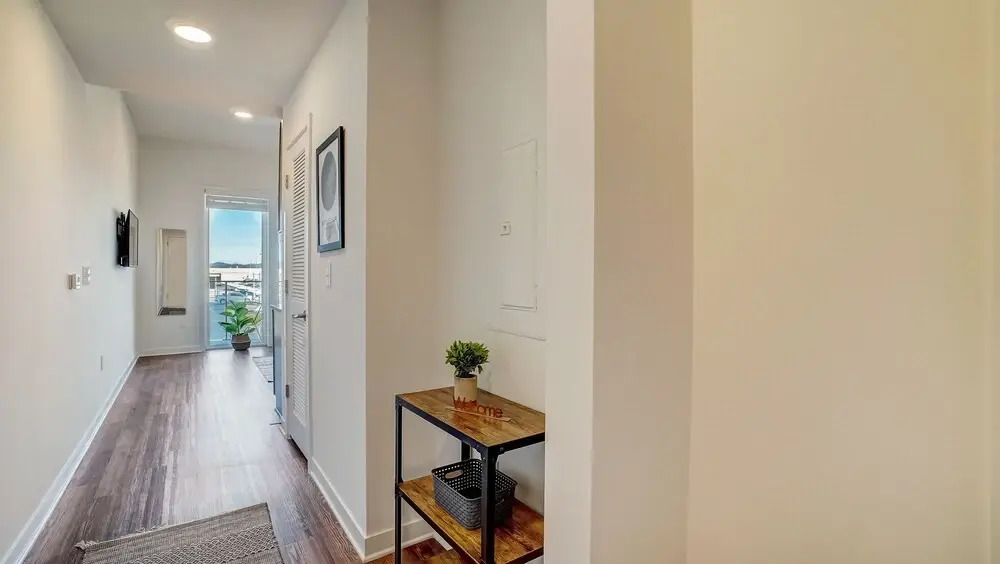 FRONTDESK Lakeview Green Apts Birmingham