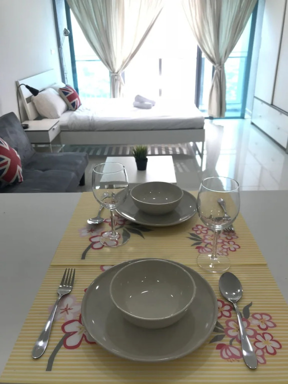 Mercu Summer Suites