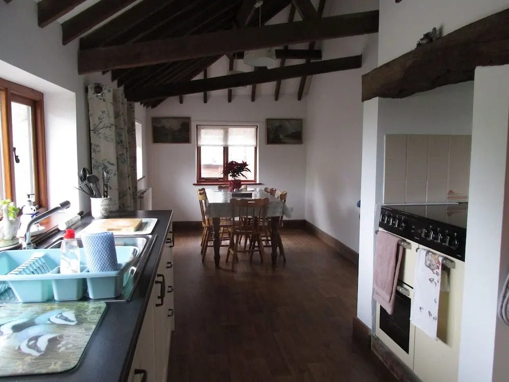 Acorns Barn