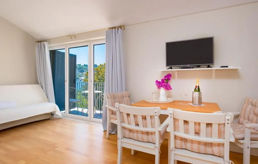 Nice Home in Lopud With 4 Bedrooms and Wifi