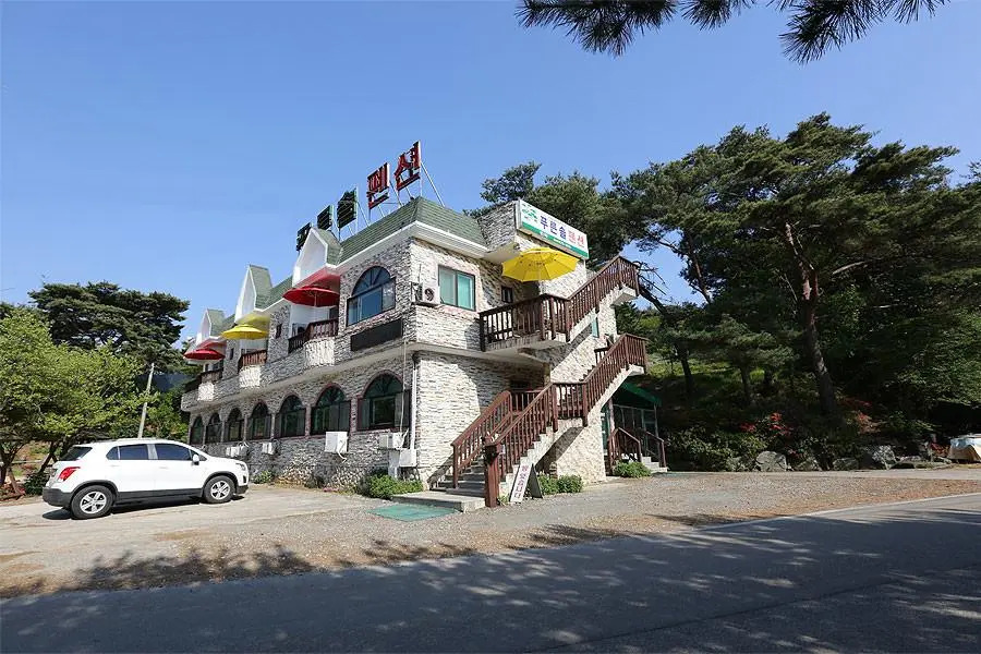 Kkotjipureunsol Pension