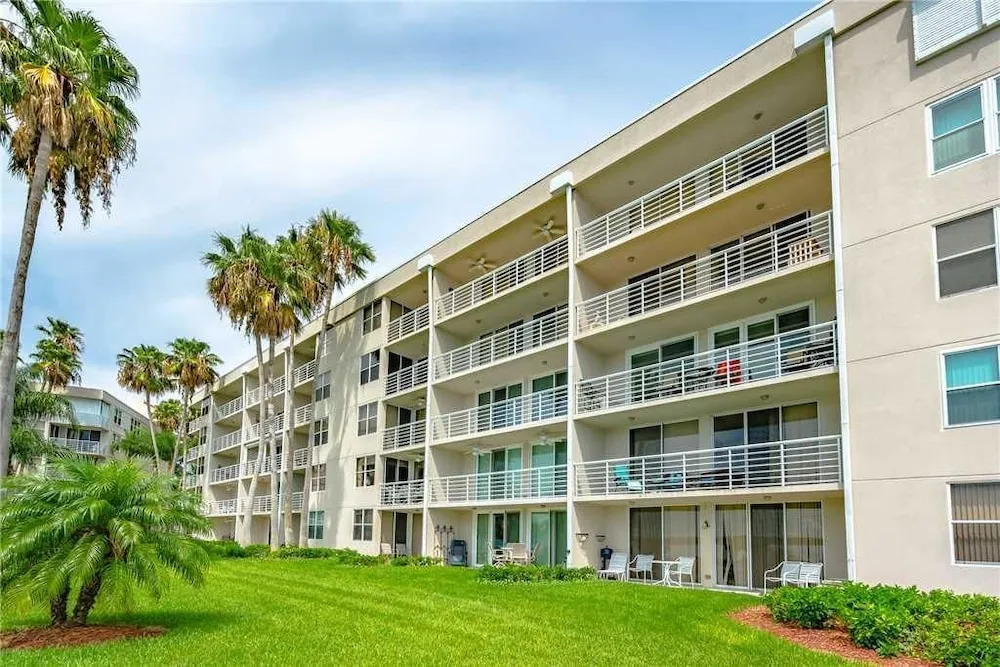 Bahia Vista 9518 - Two Bedroom Condo