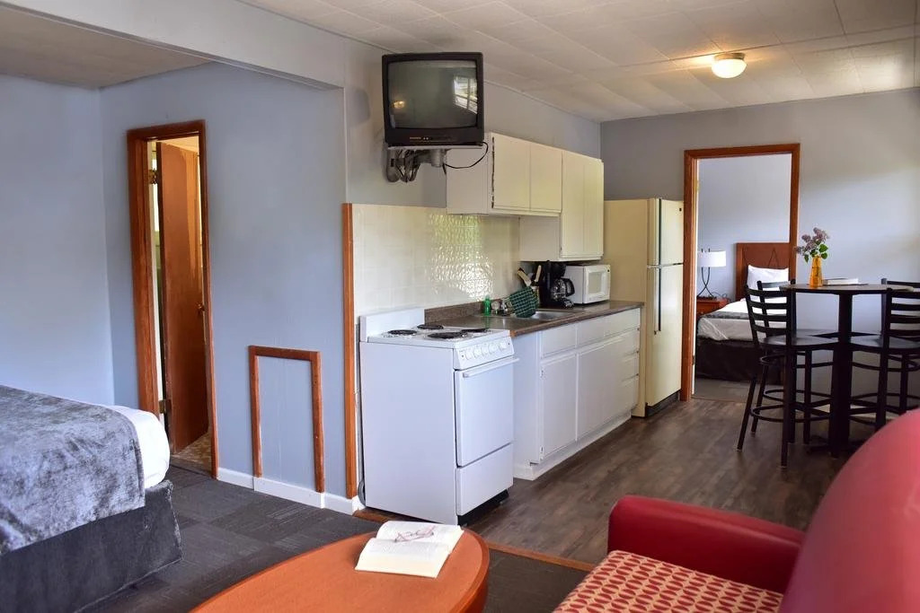 Delton Oaks Resort