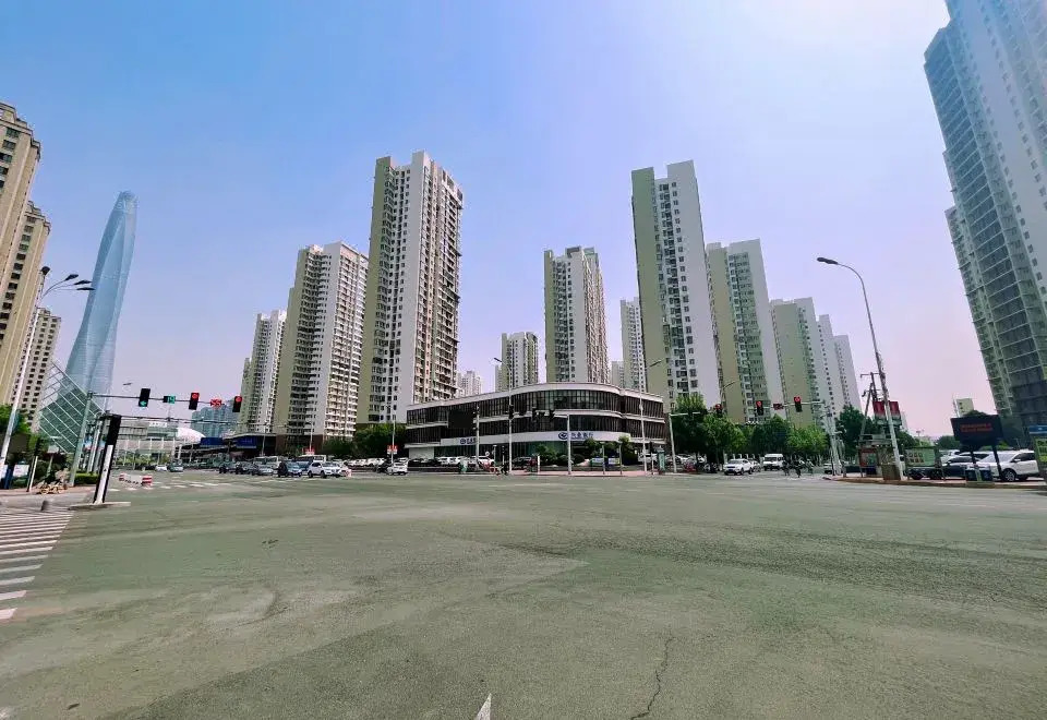 Tianjin Jinting Yuhua Hotel