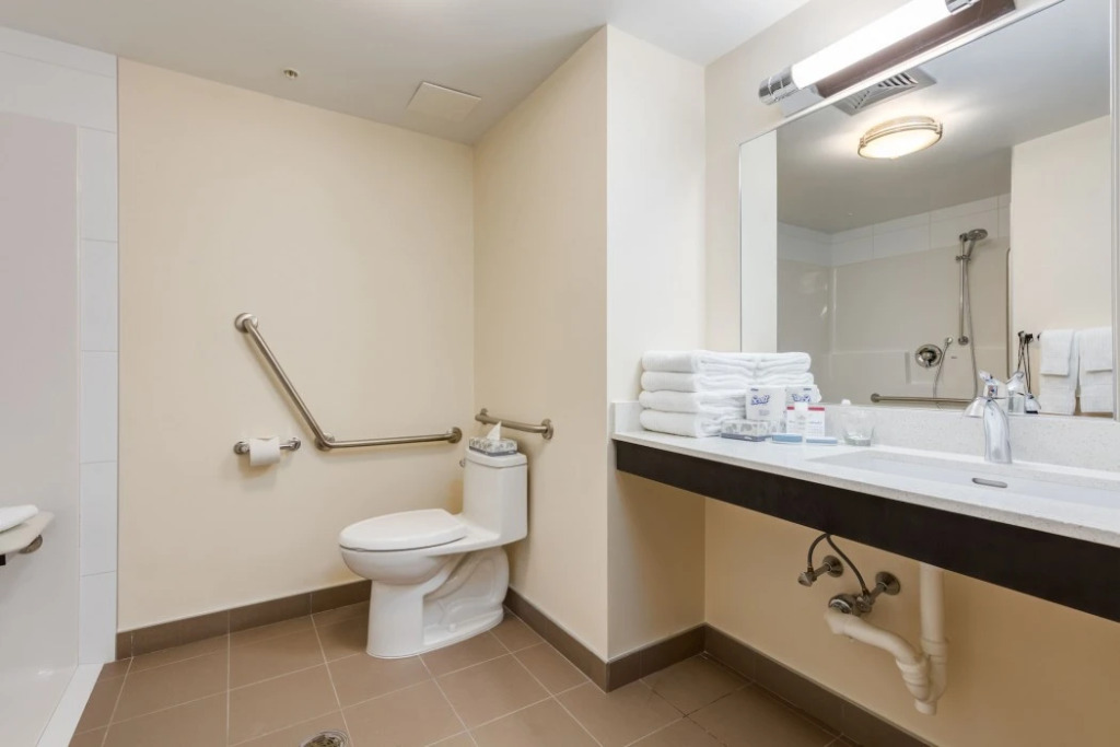 Park Inn by Radisson, Calgary Airport North, AB