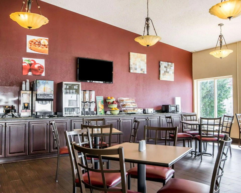 Quality Inn & Suites Elizabethtown