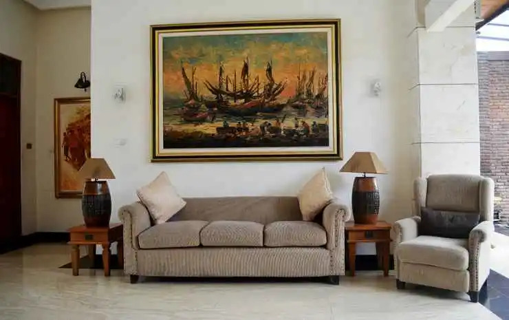 Sapphire Home Hotel