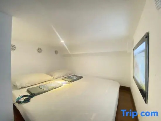 Shakti Capsule Gatsu Bandung