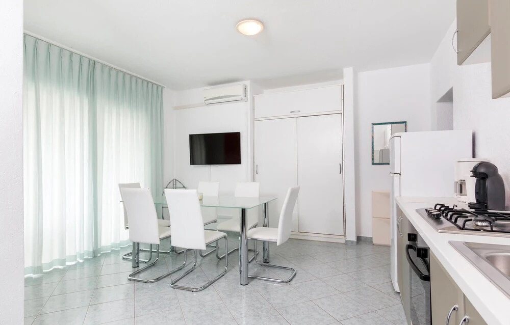 Awesome Home in Stinjan With Wifi and 1 Bedrooms