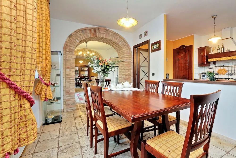 Wonderful villa with panoramic view and private swimming pool