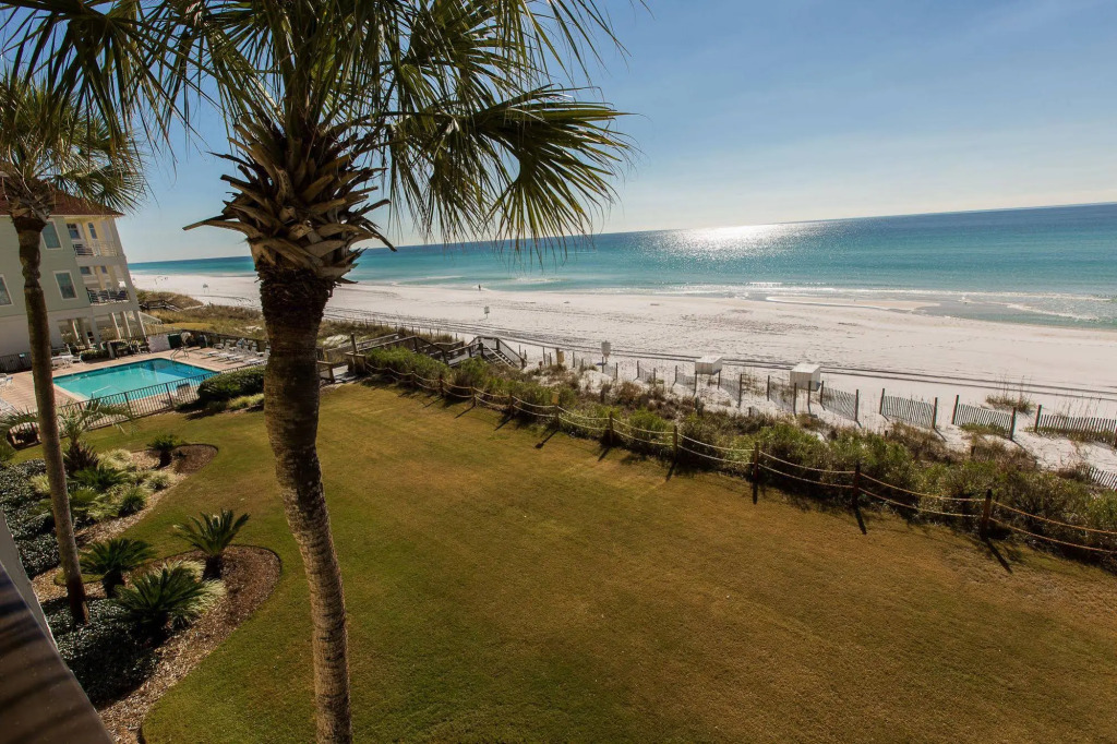 Sterling Resorts - Huntington by The Sea