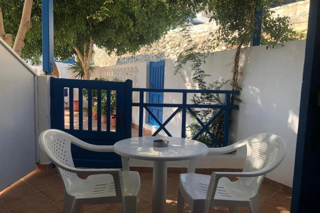 Karidis Hotel