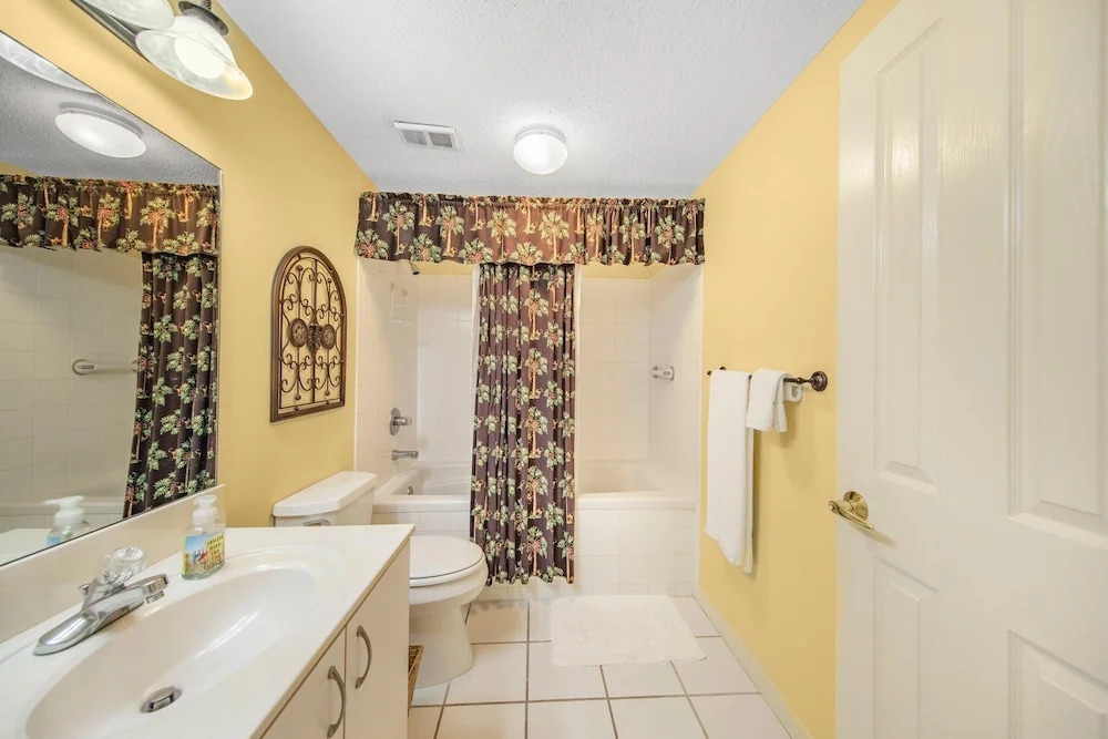 The Palms 504e