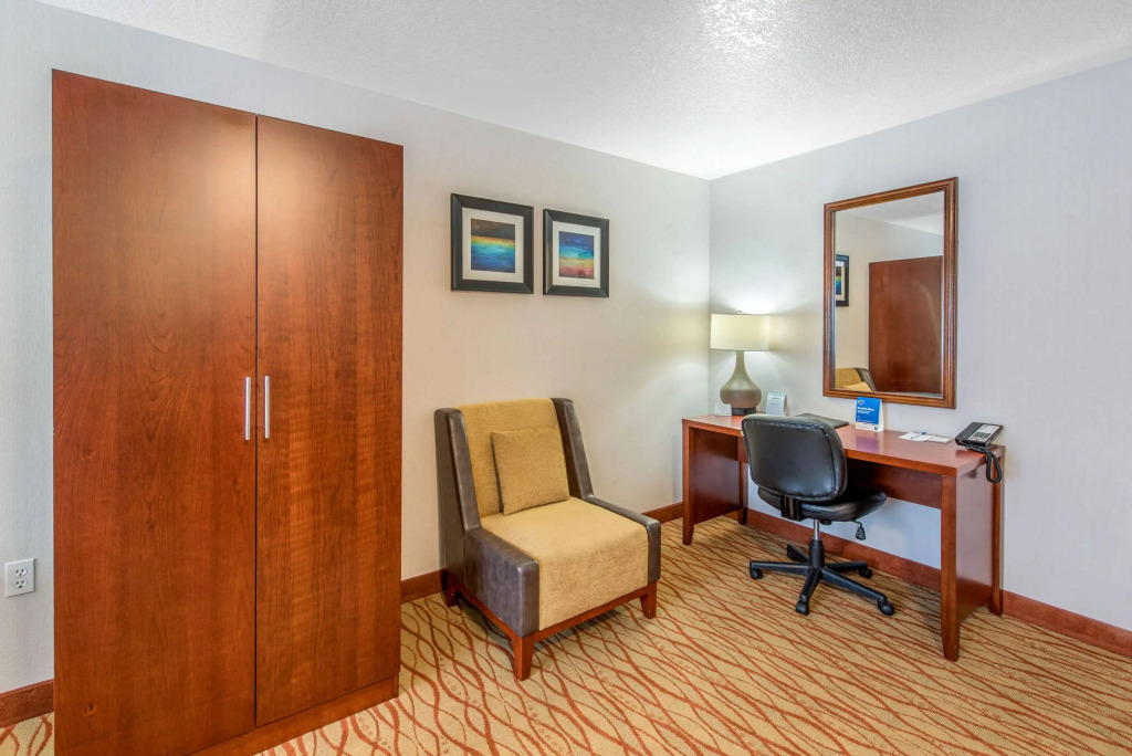Comfort Inn Mount Shasta Area