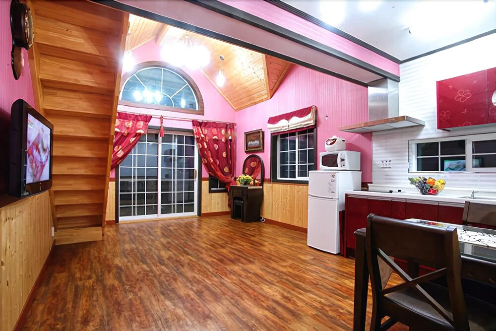 Taean Everland Pension