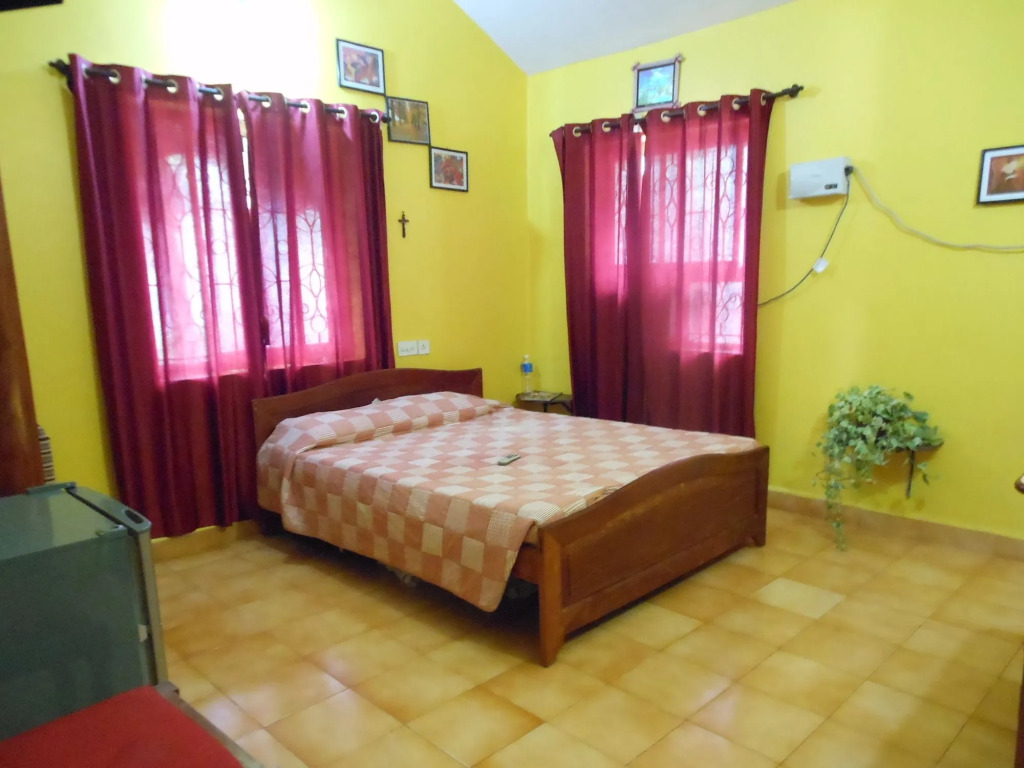 Jes Guest House
